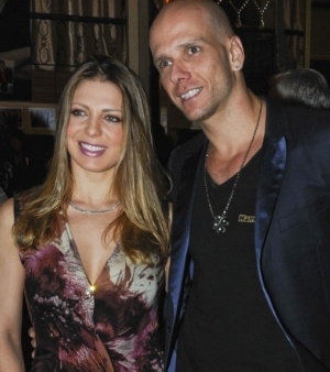 O casal se conheceu durante participao no reality show A Fazenda