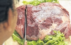 Para desembolsar menos os consumidores podem comprar o produto em dias de promo��o 