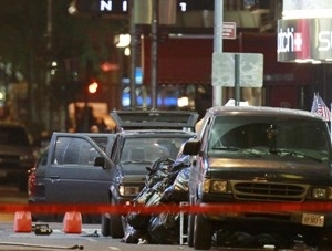 Van estacionada na Rua 45 chamou a ateno de vendedor. Bomba foi desarmada na madrugada, segundo a polcia de Nova York