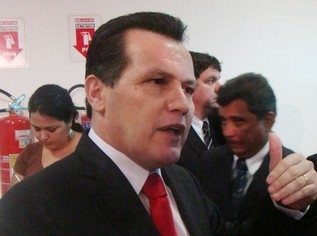 Silval nega demisses, mas garante: quem tiver culpa, pagar