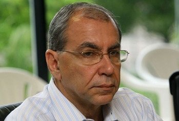 Kamil exige mais agilidade na implementao das aes do PAS da Sade