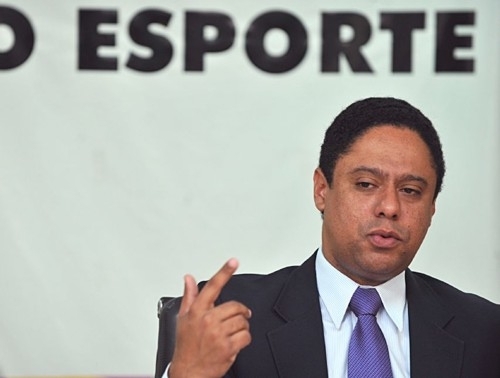 Orlando Silva ameaa excluir cidades que ultrapassarem perodo de incio das obras