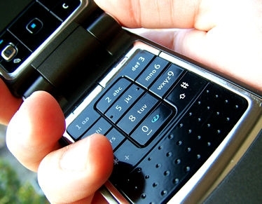 Adolescentes usam mais o SMS do que as mensagens instantneas ou o bate-papo