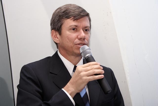 Presidente da OAB-MT, Cludio Stbile.