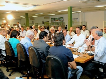 Ex-governador do DF reunido com secret�rio antes de ser preso