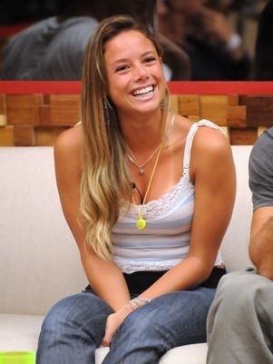 Fernanda diz que se aproveitou de Srgio