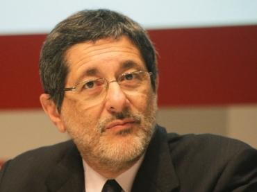 Gabrielli afirma que Brasil precisa de cerca de 207 mil profissionais para trabalhar na �rea de petr�leo e g�s