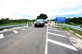 Governador Blairo Maggi vistoria obras de pavimentao da MT-370 (Pocon/Porto Cercado) 