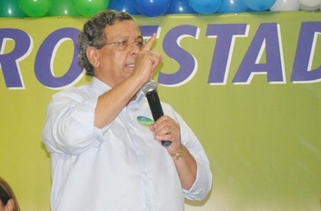 Jaime busca apoio de Riva para fortalecer coliga��o