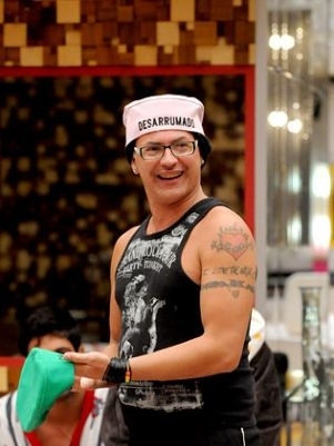 Maquiador durante o confinamento