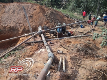 Degradao ambiental  grande em rea de garimpo ilegal em Alto Paraguai.