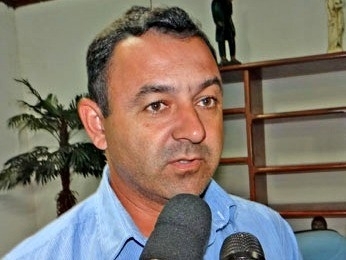 Lourival de Souza Rocha conseguiu anular renncia na Justia e se manter no cargo (Foto: Show de Notcias)