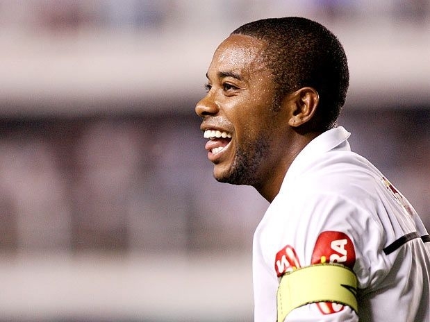 Robinho exaltou o respeito do Santos pelo Naviraiense