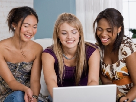 91% dos brasileiros que responderam  pesquisa defendem o direito ao acesso. A Coreia do Sul  lder na defesa com 96%.