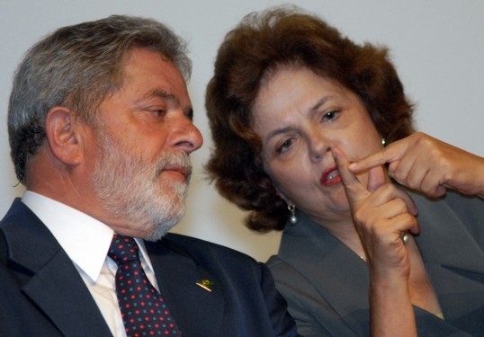 Lula deve se licenciar para refor�ar campanha de Dilma