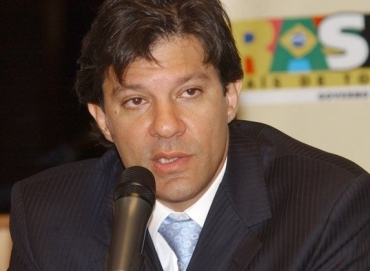 Ministro diz que sobrar metade das vagas no Sisu � 