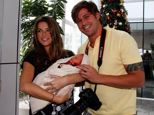 Dado Dolabella j� � pai de Jo�o Valentim, fruto do casamento com Vivianne Sarahyba