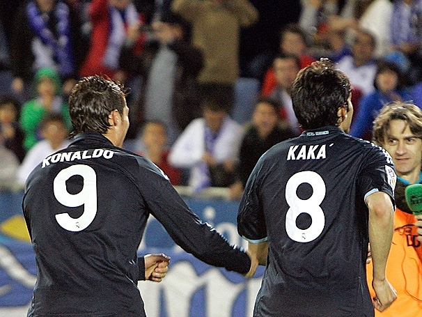 Kak e Cristiano Ronaldo correm para a galera