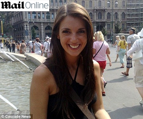 Mia Austin se comunica apenas pelo olhar