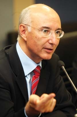 Em voto, Gandra (foto) sugere investigaes sobre Perri