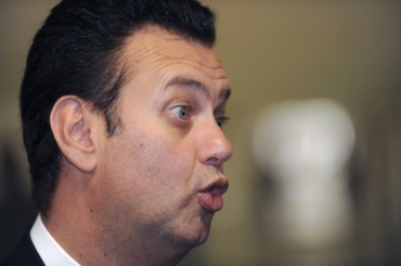 Justia acolhe pedido da defesa e suspende cassao de Kassab 