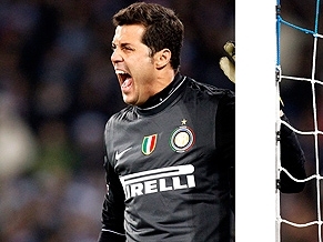 Julio Csar pode desfalcar o Inter