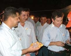 Deputado Valtenir acompanha Mendes em andan�as para massificar o nome do empres�rio � disputa