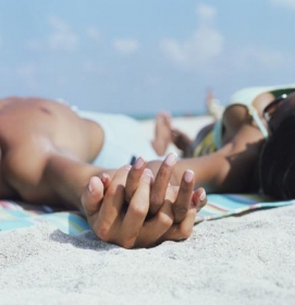 Pesquisadores dizem que tomar sol  fundamental