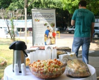 O carnaval � uma festa em que as pessoas podem extrapolar na alegria, mas com a aten��o voltada para a sua sa�de