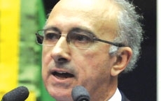 Ao acusa Sobrinho de ter destinado R$ 25 mil para empresas de comunicao