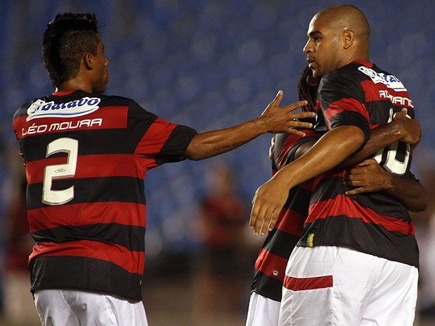JAdriano deixou sua marca no empate do Flamengo