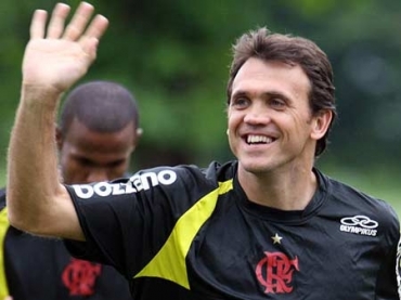 Petkovic briga com dirigente do Flamengo ap�s cl�ssico e deve deixar clube