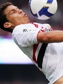 Antes sondado por clubes de Espanha e Rssia, Hernanes agora admite deixar futebol brasileiro