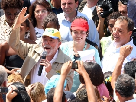 Dilma, Lula e Cabral durante evento do PAC no Rio.