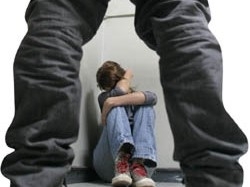 Denncia partiu da filha mais velha, com 20 anos, que comeou a ser abusada aos 9. Me abandonou famlia