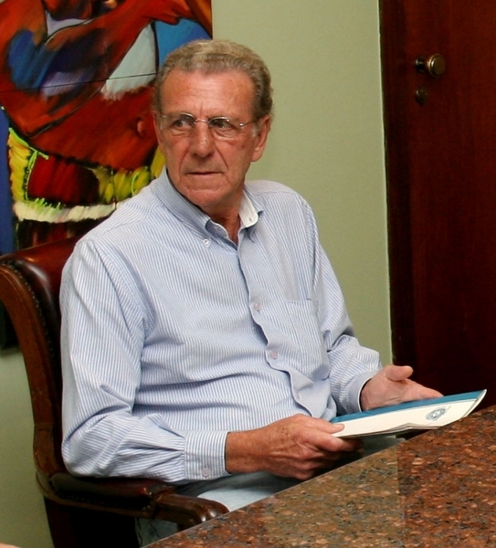 Prefeito Murilo Domingos foi condenado a devolver valores aos cofres pblicos