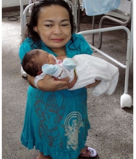 Maria do Socorro, de 37 anos, se tornou a segunda menor me do mundo