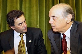 A�cio recha�a chapa pura de tucanos e estimula Serra a montar palanques nos Estados