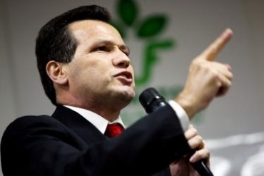 Silval Barbosa, pr�-candidato do PMDB, assume o Paiagu�s daqui a 2 meses e bate-cabe�a para montar o staff