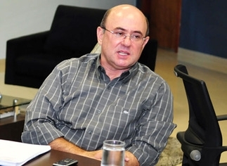 Principal l�der do PP, presidente da Assembleia Jos� Riva