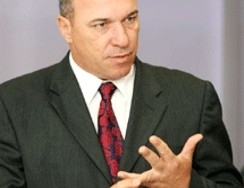 Prefeito de Tangar da Serra, Jlio Csar Ladeia (PR)