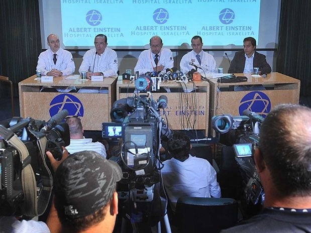 Junta mdica confere coletiva sobre sade da apresentadora Hebe Camargo