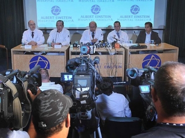 Junta mdica confere coletiva sobre sade da apresentadora Hebe Camargo