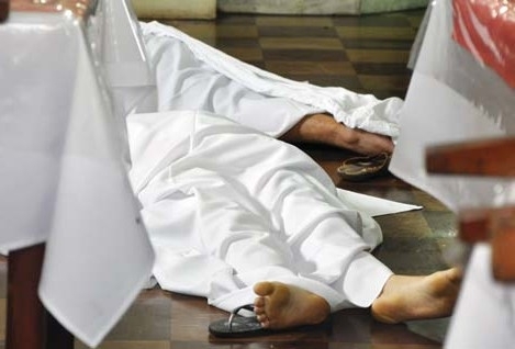 Em Rondonpolis, marceneiro mata ex-companheira, o padrasto e a me dela e acaba preso apenas depois de um ms