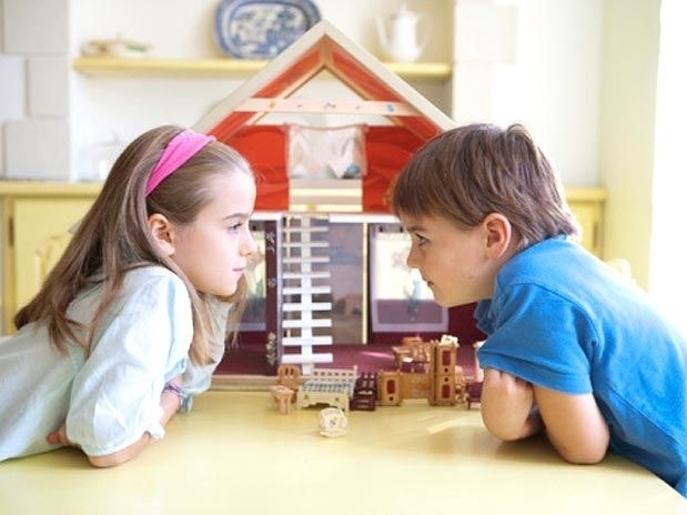 Hormnios liberados desde antes do nascimento e at os primeiros meses de vida de uma criana ditam os brinquedos e as b