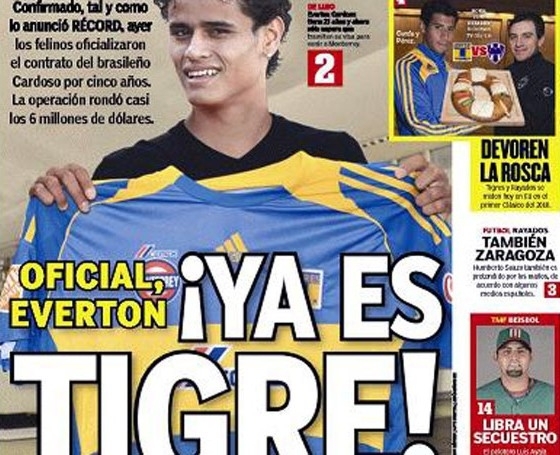 Everton exibe a camisa do Tigres em foto de capa de um jornal mexicano