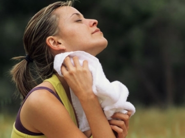 Para fazer exerccios ao ar livre,  indicado se alimentar e hidratar pelo menos meia hora antes do treino