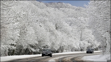 Estradas secund�rias do oeste da Fran�a est�o quase intransit�veis