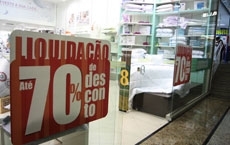 Quem vai trocar um presente, avaliam lojistas,  um cliente em potencial e sempre acaba comprando algum produto