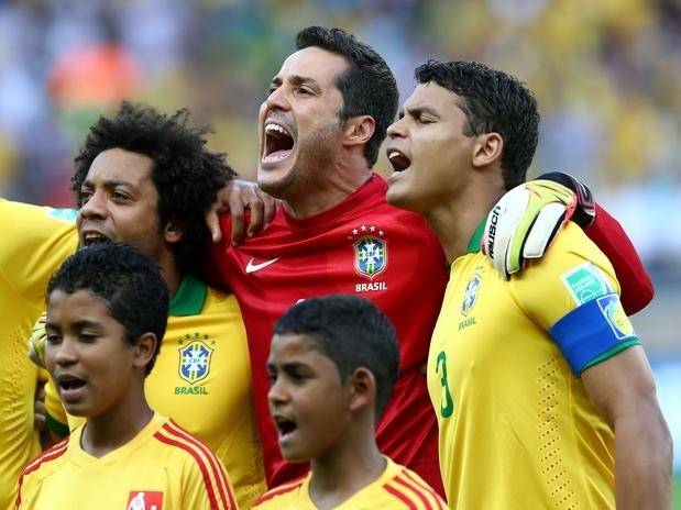 Segundo jornal, rebaixamento do QPR na Inglaterra deve facilitar sa�da de goleiro